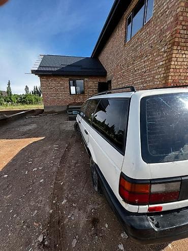 4100 r16: Volkswagen Passat Variant: 1994 г., Механика, Универсал — 6