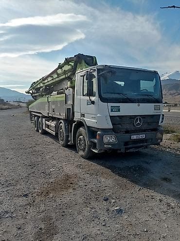 Упаковочно-фасовочные аппараты: Бетононасос, Mercedes-Benz — 1