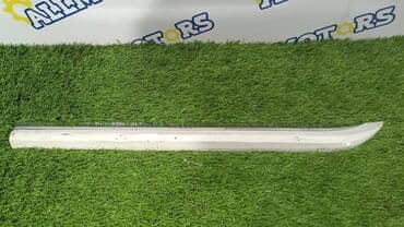 Lexus LS460, молдинг задней левой двери