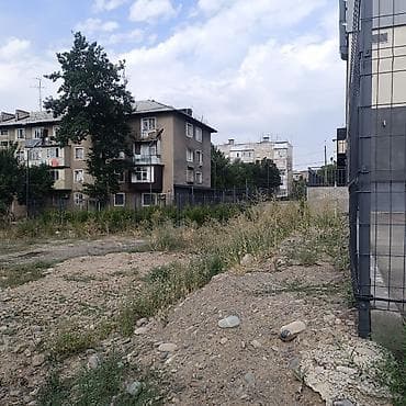 Земельные участки: 4 соток — 3
