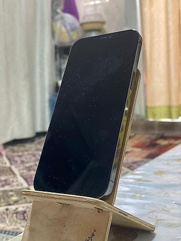 iphone xr 13: IPhone 12 Pro Max, Б/у, 256 ГБ, Графит, Чехол, 76 % — 2