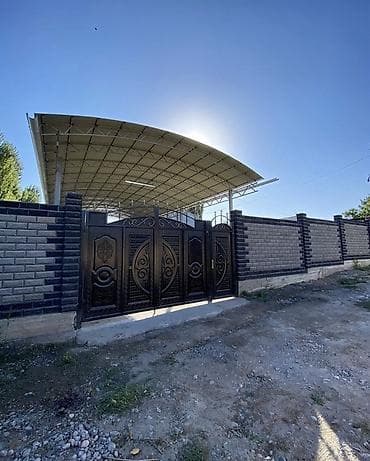 продаю участок старый толчок: Продаётся одноэтажный дом с большим навесом и ограждённым двором — 1