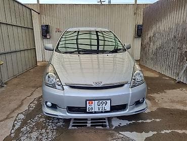 Toyota WISH: 2004 г., 1.8 л, Универсал