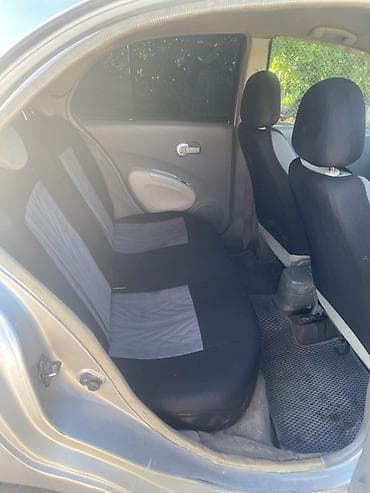 Nissan March: 2002 г., 1.5 л, Автомат, Бензин, Хэтчбэк