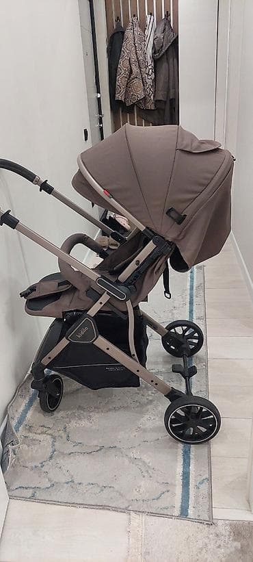 chicco echo: Коляска, Другой бренд, цвет - Коричневый, Новый, Самовывоз — 1