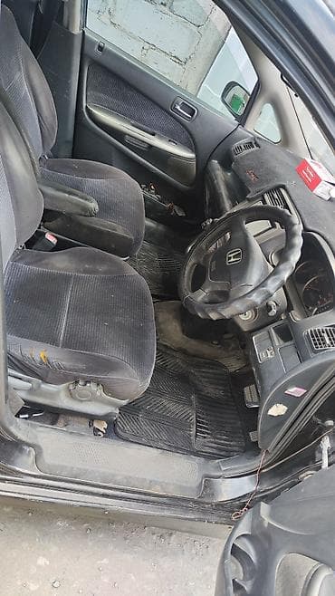 Продажа авто: Honda Stream: 2000 г., 1.7 л, Автомат, Бензин, Минивэн — 5