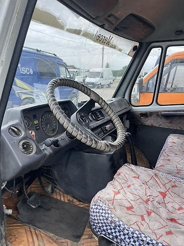 мерс спог: Mercedes-Benz T1: 1994 г., 2.9 л, Механика, Дизель, Фургон — 8