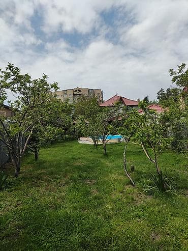 хата с бассейн: 4 комнаты, 1000 м² — 3