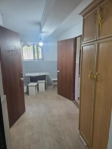 Бөлмөлөр: Квартира берилет,баасы 25000 сом,депозит 10000 сом! Таза тыкан жашаган — 2