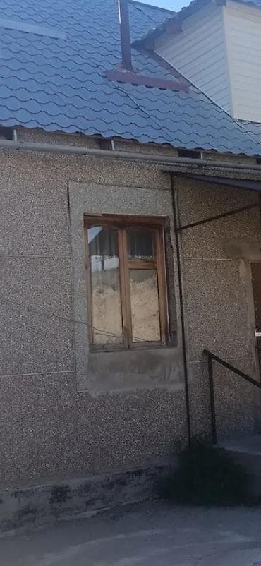 гараж кара балта: 60 м², 4 комнаты, Забор, огорожен — 5