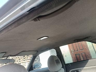 bid e2: Mazda 323: 1992 г., 1.8 л, Ручные, Бензин, Седан — 2