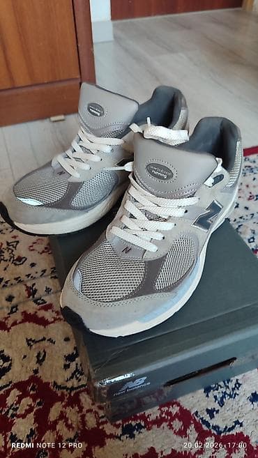 Туфли: Кросовка Нью баланс 2002 состояние отличное без дефектов материал из — 1