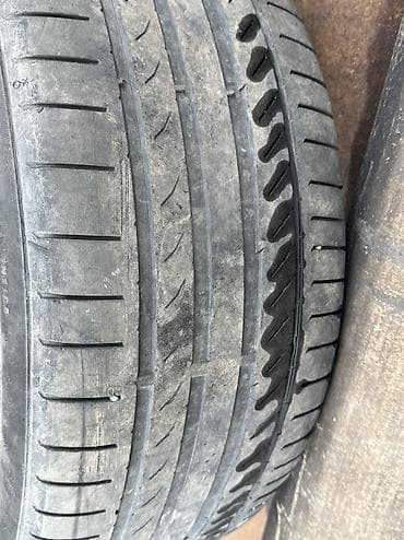 комплект шин: Лето R19 Пара Dunlop 245/45 Пара Continental 245/45 Состояние среднее — 2