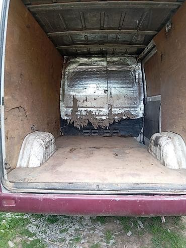 Транспорт: Жеңил жүк ташуучу унаа, Mercedes-Benz, Колдонулган — 1