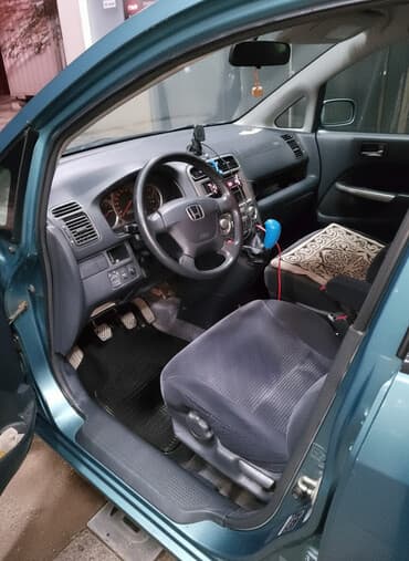 купить запчасти на опель вектра б: Honda Stream: 2002 г., 2 л, Механика, Бензиновая, Минивэн — 2