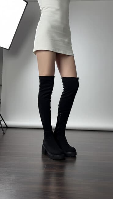 сапоги из натурального меха и кожи: Замшевые ботфорты демисезонные, черные. Размер: 37. Материал: мягкая — 1