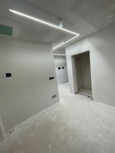 саманный дом под ключ: Шпаклевка стен под обои, покраска стен — 2