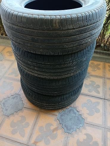 Комплект из 5 автомобильных шин. Характеристики: - Размер: 265/65 R17