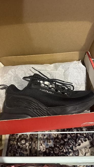Продам кроссовки Li-Ning, размер 41 2/3. Новые, не подошёл размер ( — 5