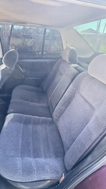 Транспорт: Volkswagen Vento: 1994 г., Седан — 5