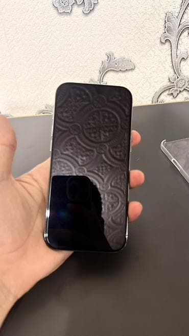IPhone Air, Б/у, 256 ГБ, White Titanium, Чехол, 100 % — 6