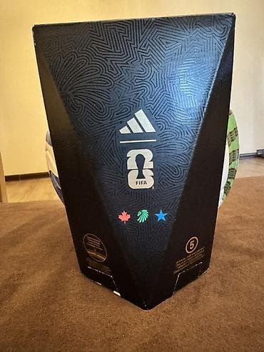 Мячи: Фирменный футбольный мяч ADIDAS TRIONDA Pro (официальный матчевый — 3
