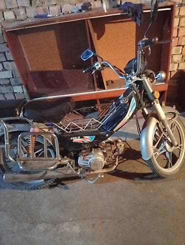 матарист на выезд: Мопед (скутер-мопед) с бензиновым двигателем и педальным запуском — 2