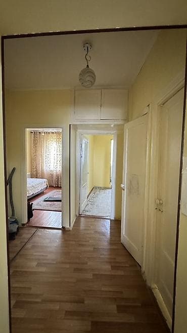 3 комнаты, 70 м², Индивидуалка, 4 этаж — 9