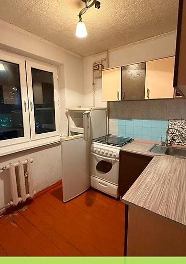 2 комнаты, 45 м², Юг-2 мкр 104 серия, 3 этаж, Старый ремонт at lalafo.kg 2 комнаты, 45 м², Юг-2 мкр 104 серия, 3 этаж, Старый ремонт