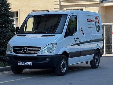 atego 818: Mercedes-Benz Спринтер: 2008 г., 2.2 л, Механика — 4