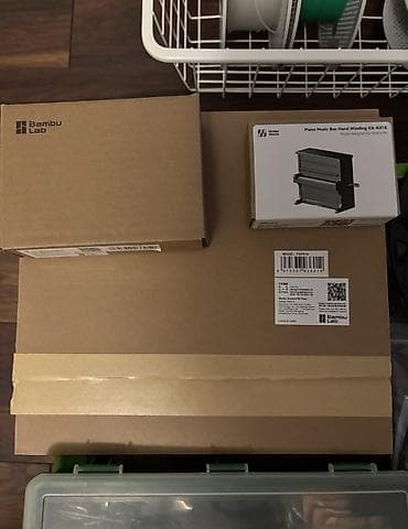Принтеры: Продам Bambu Lab P1S 119 часов Все что на фото то будет в комплекте — 5