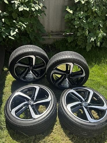 accord: Фары. Без блоков 50 000. Блок 200$ Диски 60 тысяч Крышка двигателя — 2
