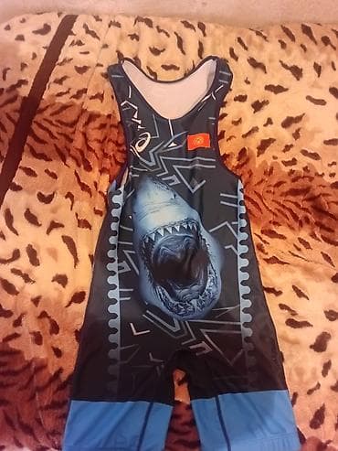 Борцовский трико Asics с ярким принтом - Тип: трико для