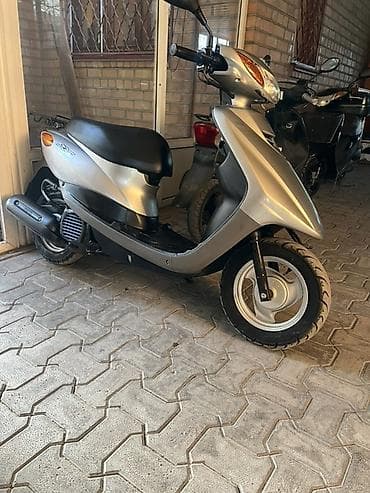 Мототехника: Скутер түрү Yamaha, 50 куб. см, Бензин, Колдонулган — 1