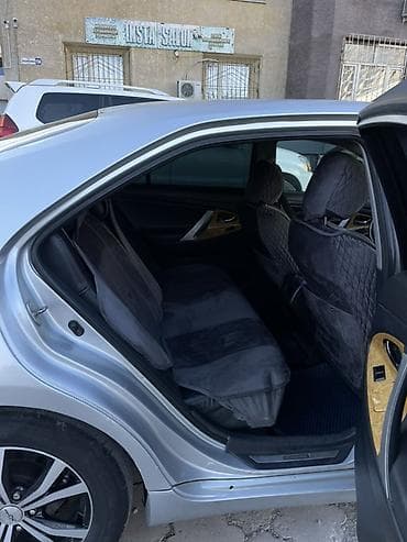 camry 5: Toyota Camry: 2006 г., Седан — 4