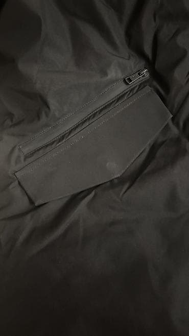 soft shell: Зимний мужской пуховик-парка, черный. Покупалась за 8.000. Носилась — 5