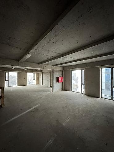 red centr: Аренда офисов, 95 м², В бизнес центре, 1 линия, С системой безопасности — 10