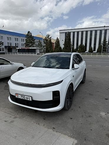 Продажа авто: Lixiang L6: 2024 г., 1.5 л, Автомат, Гибрид, Кроссовер — 1