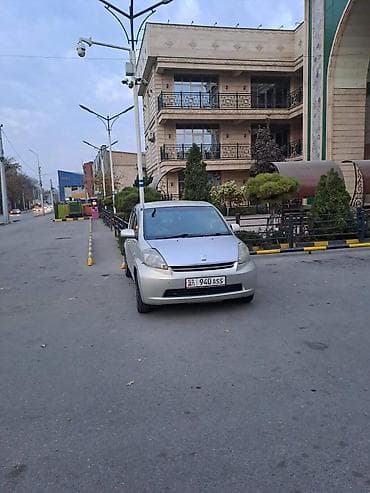 пирсеп машина: Toyota Passo: 2004 г., 1.3 л, Автомат, Бензин, Универсал — 1