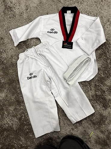 Комплект, цвет - Белый at lalafo.kg Комплект, цвет - Белый