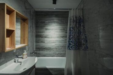 дом квартира жалал абад: 1 бөлмө, Душ кабинасы, Жаздык, жууркан-төшөк каптары, Кондиционер — 4