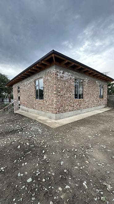 89: 📍В Сокулуке продаётся дом на участке 5,5 соток. Об объекте: 🏠Дом на — 2