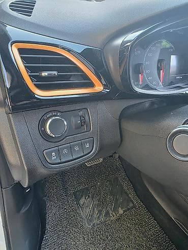 eclipse cross: Chevrolet Spark: 2019 г., 1 л, Вариатор, Бензин, Хэтчбэк — 8