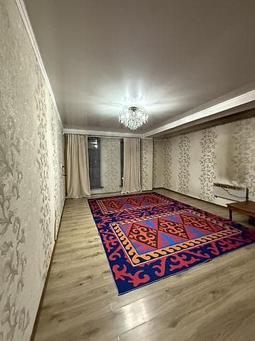 продам гараж: Сдается просторная студия с кухонной зоной. 5 этаж. Улица: мурманская — 3