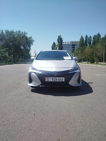 chek it: Toyota Prius V: 2020 г., 1.8 л, Автомат, Гибрид, Лифтбек — 8