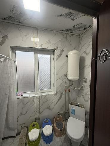 продаю 1этаж: Продается дом 5 комнатная уютный компактный .крытый двор отопление 3 — 4