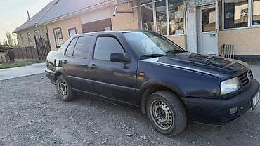 стёк: Volkswagen Vento: 1994 г., 1.8 л, Механика, Бензин, Седан — 3