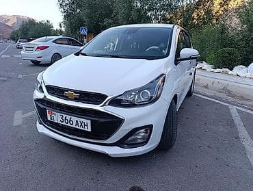 Транспорт: Chevrolet Spark: 2019 г., 1 л, Вариатор, Бензин, Хэтчбэк — 1