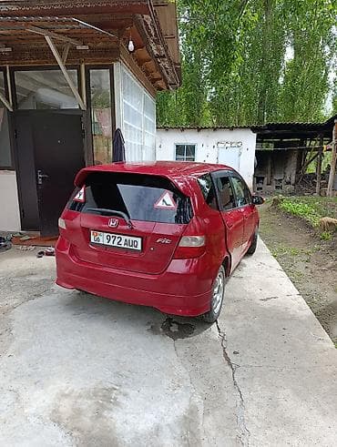 sl 55: Honda Fit: 2002 г., 1.5 л, Вариатор, Бензин, Хэтчбэк — 7
