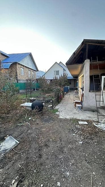дом в сукулуке: СРОЧНО ПРОДАЕТСЯ ДОМ район Пишпек, Лущихина Есть хороший торг! — 1